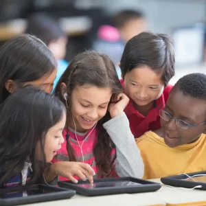Jogos Online Didáticos: As Melhores Opções para Crianças Aprenderem Brincando